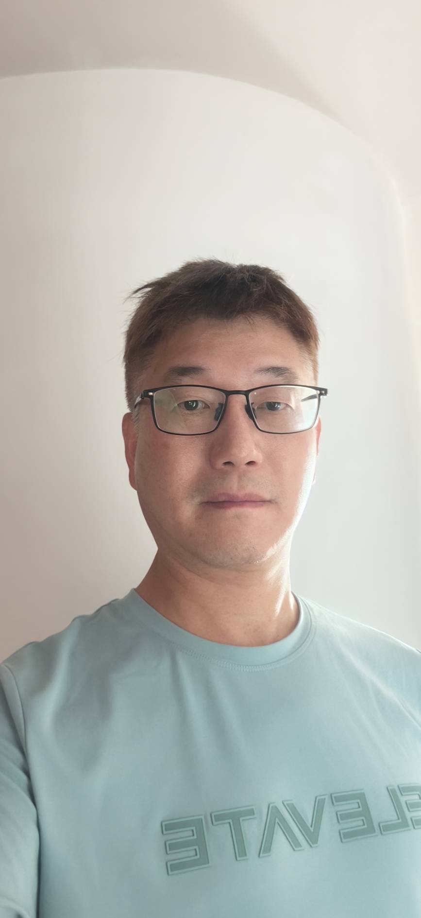 數學老師駱揚